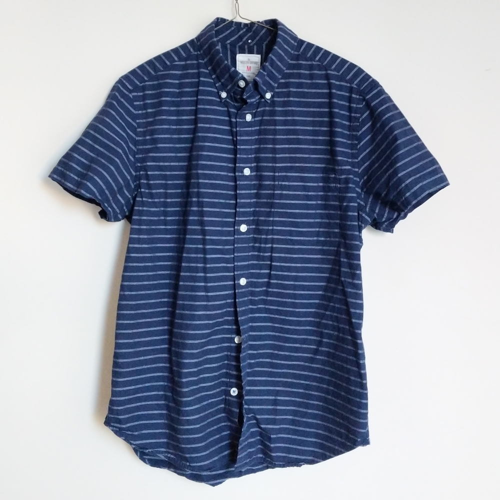 $5 NEW YEAR SALE Men's Small Medium Gap Oxford Button Up, Teen Boy
